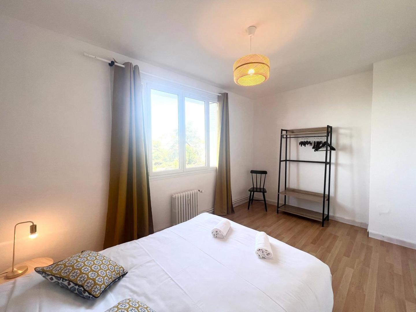 Le Soleil Levant - Beau T3 Moderne Et Lumineux Poitiers Ngoại thất bức ảnh