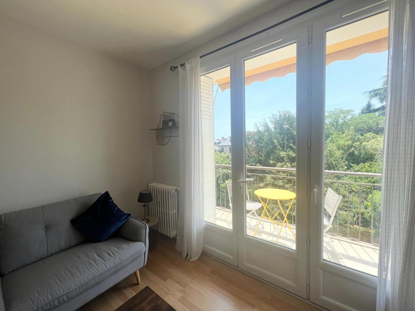Le Soleil Levant - Beau T3 Moderne Et Lumineux Poitiers Ngoại thất bức ảnh