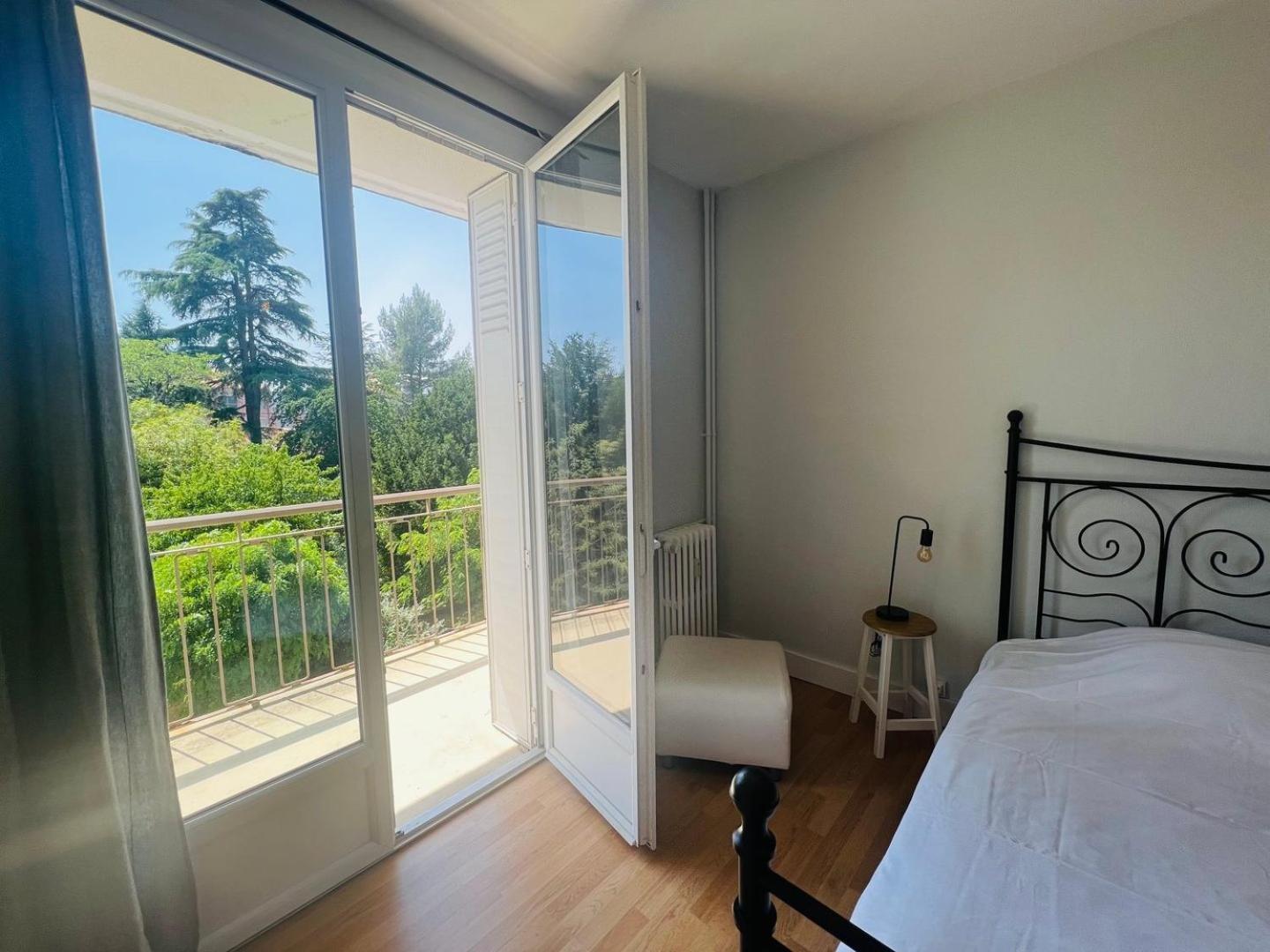 Le Soleil Levant - Beau T3 Moderne Et Lumineux Poitiers Ngoại thất bức ảnh